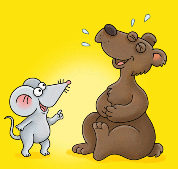 Mauseschlau und Bärenstark Illustration auf gelbem Hintergrund: Eine graue Maus schaut lachend einen braunen Bären an, der vor Lachen schwitzt.